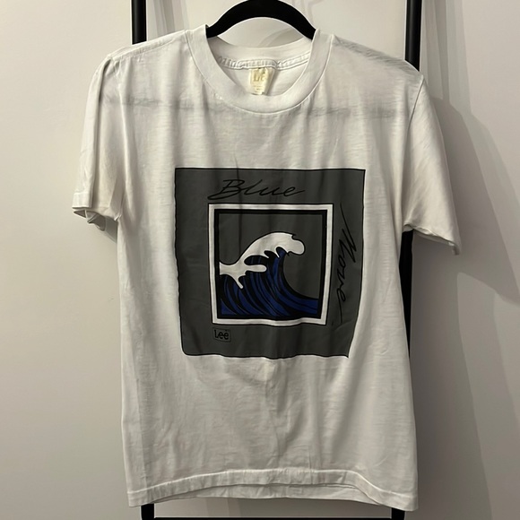 Lee | Shirts | Vintage 9s Lee White Graphic Blue Move Wave